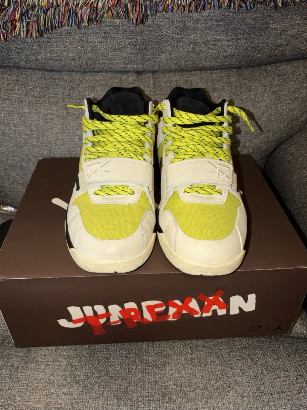 Travis scott jumpman trainer bright cactus mens size 12 nds